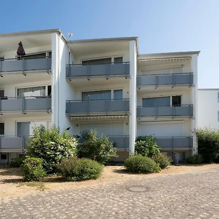 Haus Achtern Diek Ostseebutze Apartment